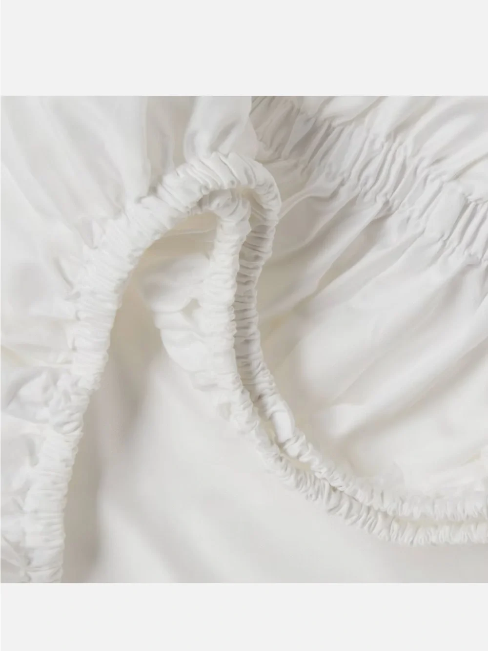 Queen 400 Thread Count Performance 4pc Sheet Set White Scalloped Hem - Threshold